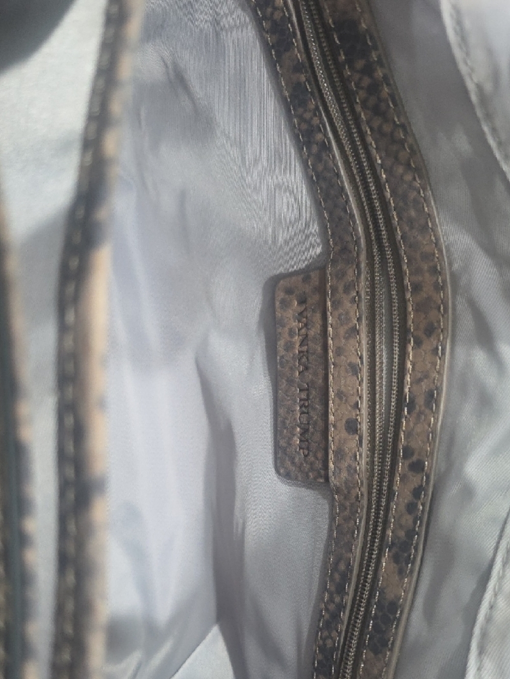 Ivanka Trump Crossbody Purse in Stylish Tan Python Print. New with Tags - Picture 10 of 14
